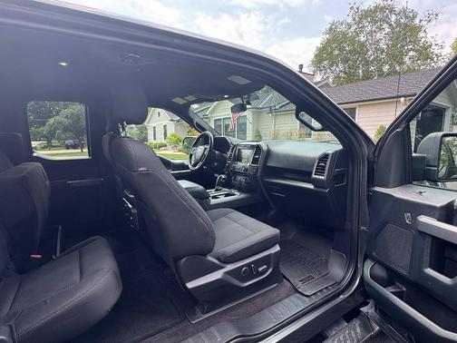 Gray 2016 Ford F-150 XLT