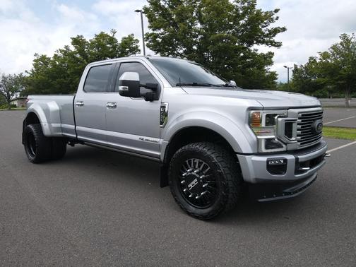Silver 2022 Ford F-450 Platinum