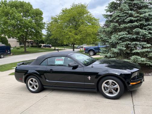 2006 Ford Mustang Base