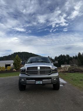 2006 Dodge Ram 2500 Laramie Mega Cab