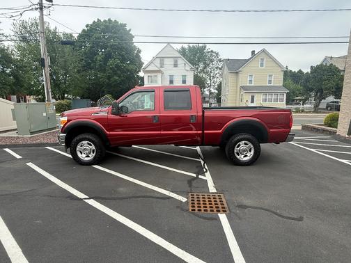 Red 2016 Ford F-250 XLT