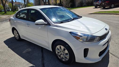 White 2018 Kia Rio S