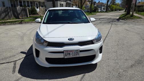 White 2018 Kia Rio S