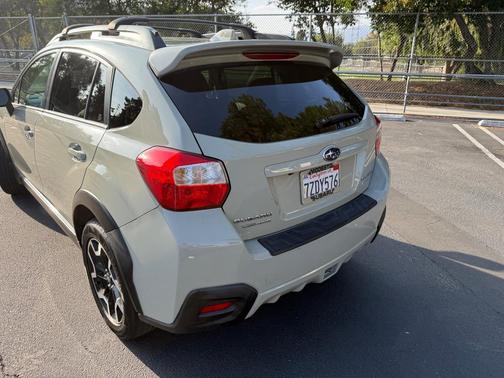 Beige 2017 Subaru Crosstrek 2.0i Limited