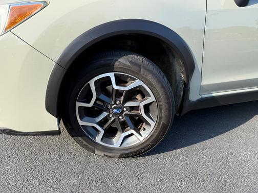 Beige 2017 Subaru Crosstrek 2.0i Limited
