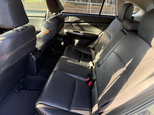 Beige 2017 Subaru Crosstrek 2.0i Limited