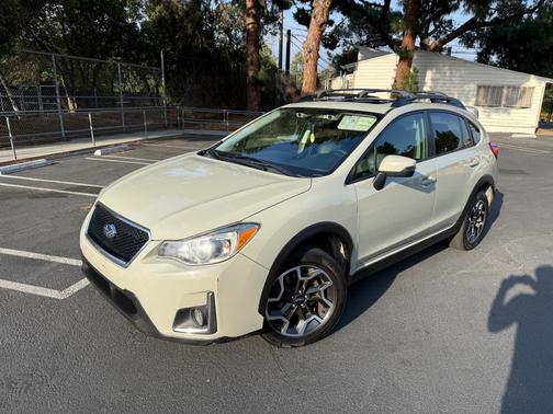 Beige 2017 Subaru Crosstrek 2.0i Limited