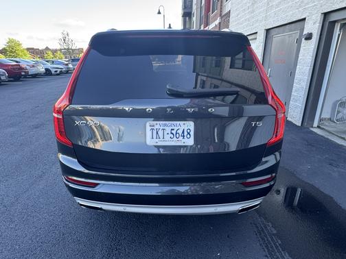Gray 2021 Volvo XC90 T5 Momentum