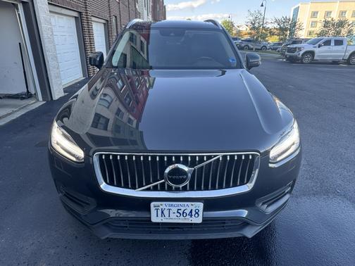 Gray 2021 Volvo XC90 T5 Momentum