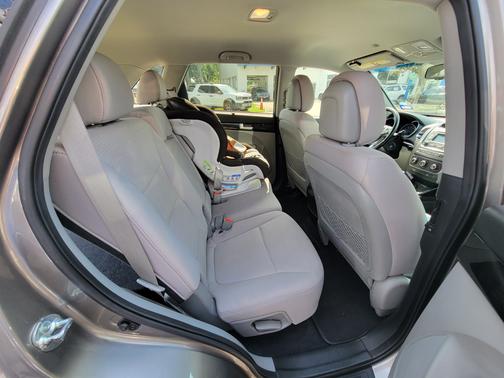 2015 Kia Sorento LX