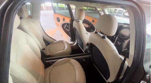 2011 MINI Cooper Countryman Base