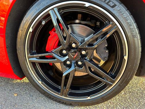 2023 Chevrolet Corvette Stingray w/2LT