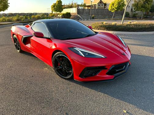 2023 Chevrolet Corvette Stingray w/2LT