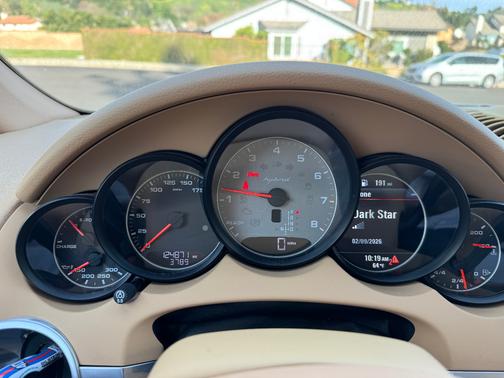 White 2012 Porsche Cayenne Cayenne S Hybrid