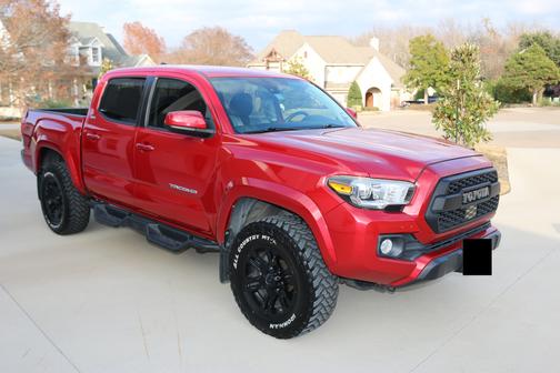 2018 Toyota Tacoma SR5