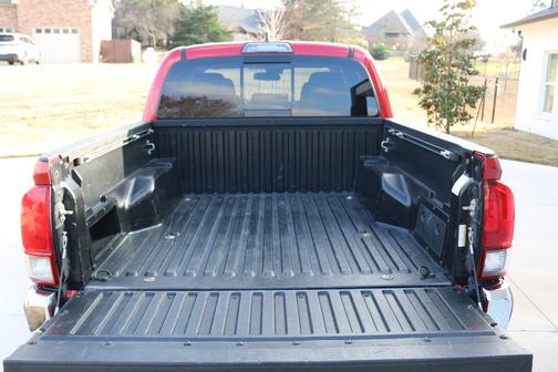 2018 Toyota Tacoma SR5