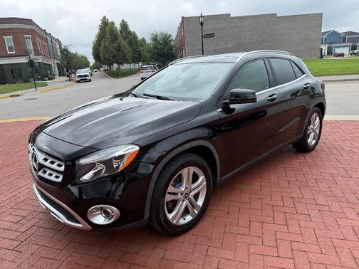 Black 2019 Mercedes-Benz GLA 250 4MATIC
