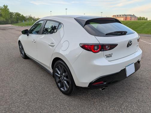 White 2023 Mazda Mazda3 2.5 S Select