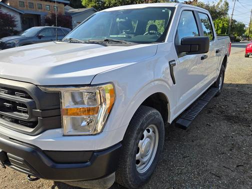 White 2022 Ford F-150 XL