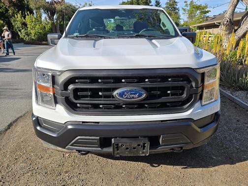White 2022 Ford F-150 XL