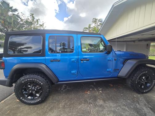 2022 Jeep Wrangler Unlimited Willys