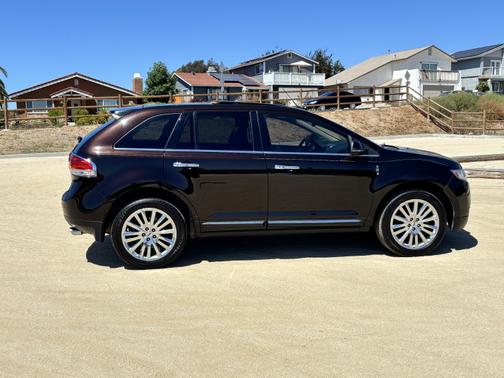 2013 Lincoln MKX Base