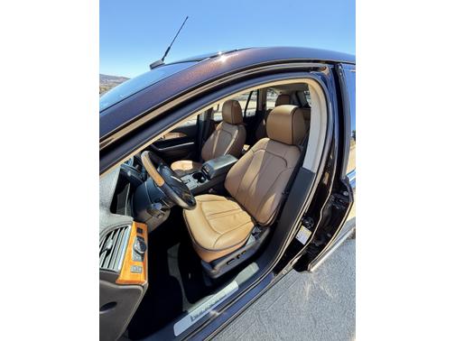 2013 Lincoln MKX Base
