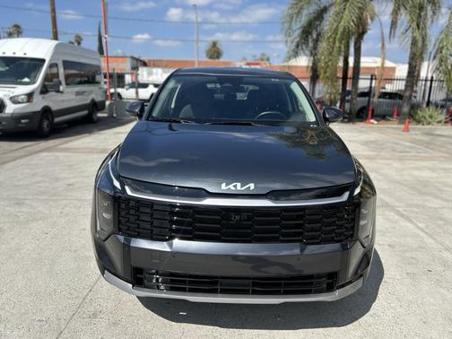 Black 2026 Kia Sportage LX