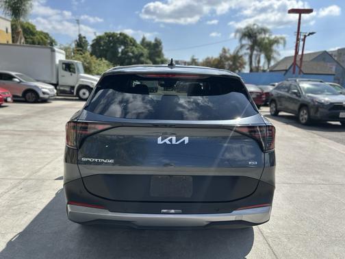 Black 2026 Kia Sportage LX