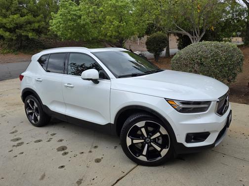 2019 Volvo XC40 T5 Inscription