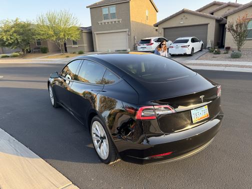 2021 Tesla Model 3 Standard Range Plus