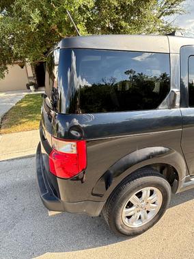 Black 2006 Honda Element EX-P