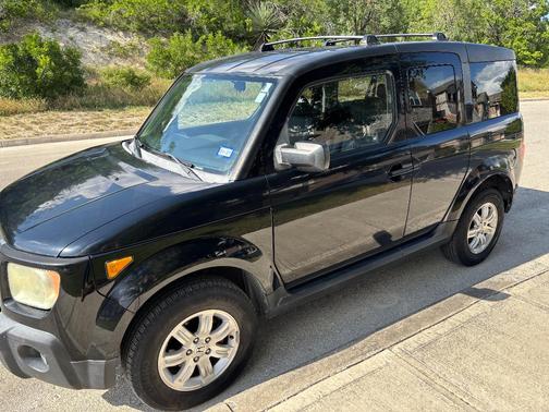 Black 2006 Honda Element EX-P
