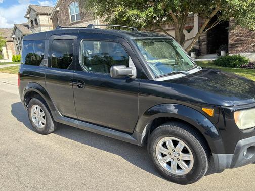 Black 2006 Honda Element EX-P