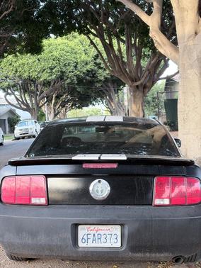 Black 2007 Ford Mustang Deluxe