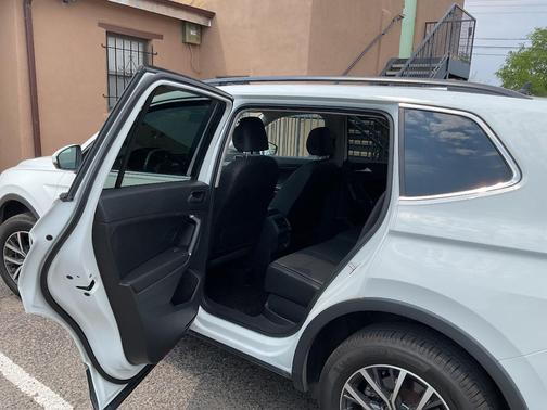White 2020 Volkswagen Tiguan 2.0T SE