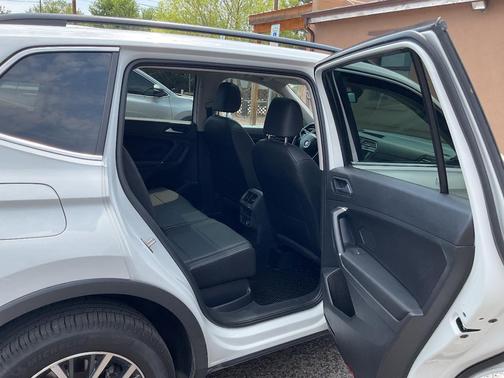 White 2020 Volkswagen Tiguan 2.0T SE