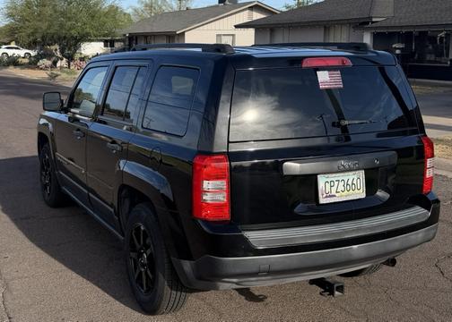 Black 2014 Jeep Patriot Sport