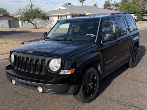 Black 2014 Jeep Patriot Sport