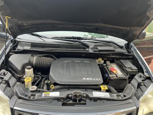2013 Chrysler Town & Country Touring