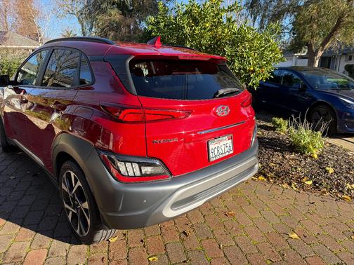 2022 Hyundai KONA Limited