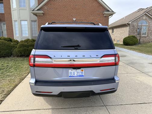 2018 Lincoln Navigator Black Label