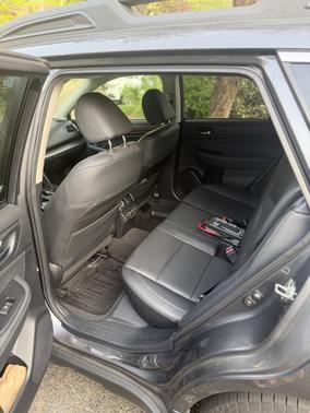 Gray 2019 Subaru Outback 3.6R Limited