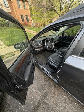 Gray 2019 Subaru Outback 3.6R Limited