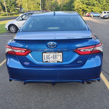 Blue 2019 Toyota Camry SE