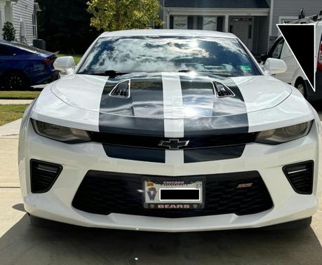 White 2017 Chevrolet Camaro 2SS
