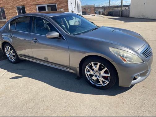 Gray 2012 INFINITI G37 x