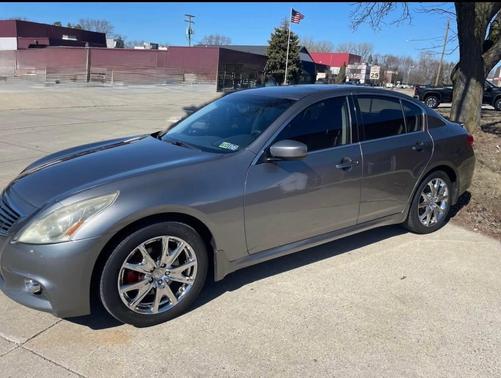 Gray 2012 INFINITI G37 x