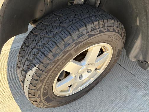 Beige 2008 Jeep Grand Cherokee Laredo