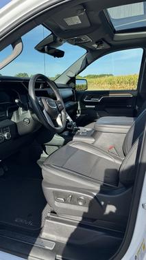 White 2024 GMC Sierra 1500 Denali